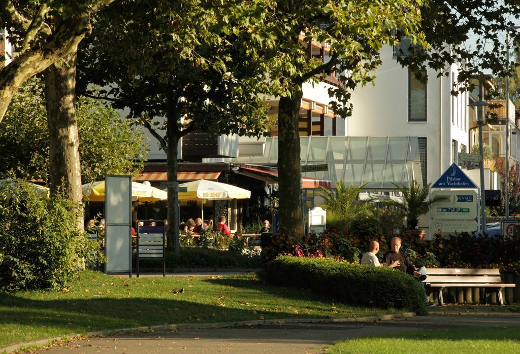 Hotel Knaus Am Hafen Uhldingen-Muehlhofen Exterior photo